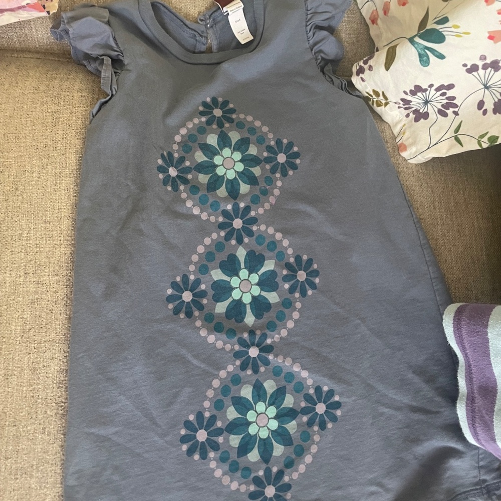 Bundle of size 5/6 girls Tea dresses - Picture 7 of 13